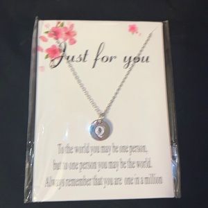 SANNYRA Initial Necklaces for Women,letter Q NWT